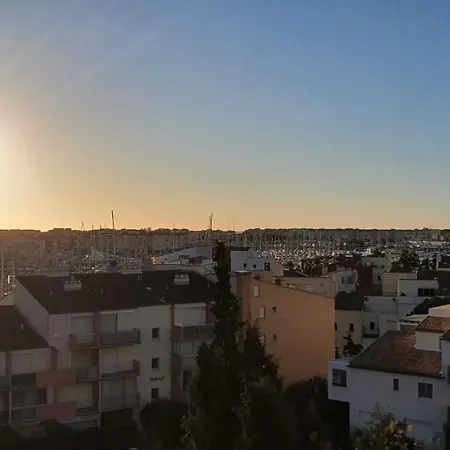 Coquet Au Centre Port Du Cap D'agde Apartament Agde